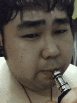  搞笑gif妹子,我在直播呢,你这个样子我很难忍啊