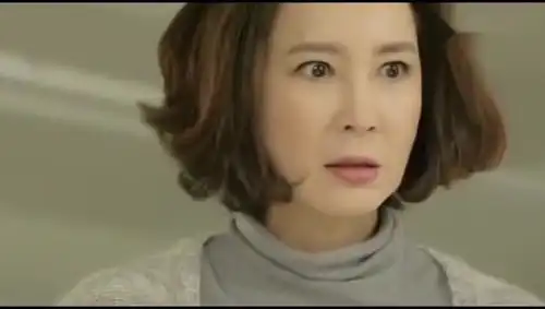  宝英妈妈为女婿报仇结果看到那人后表情亮了