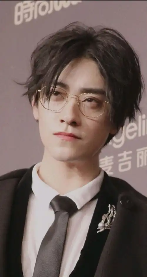 磕双云的日常...你们要的壁纸和表情包都在了惹起来