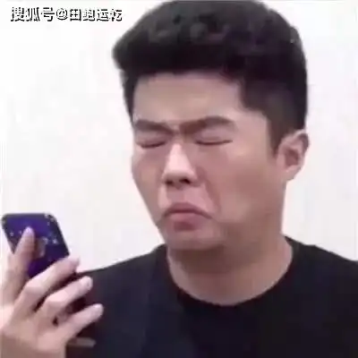  9岁儿子偷拿爸爸手机,给同班女生发521元,爸爸看到备注后脸变了