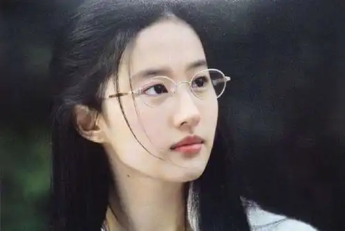  都是新手导演,执导的电影处女作票房差距怎么这么大