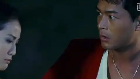  星爷这个笑容太搞了,可以做表情包了