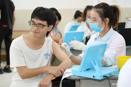  一大波学生接种表情包出炉萌翻了