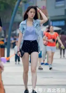  街拍如果你有两张张学友演唱会的门票,你会和哪一位美女去