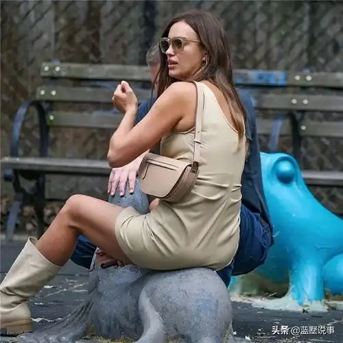  俄罗斯第一美女伊莲娜莎伊克出街照,不是倾倒众生所能形容
