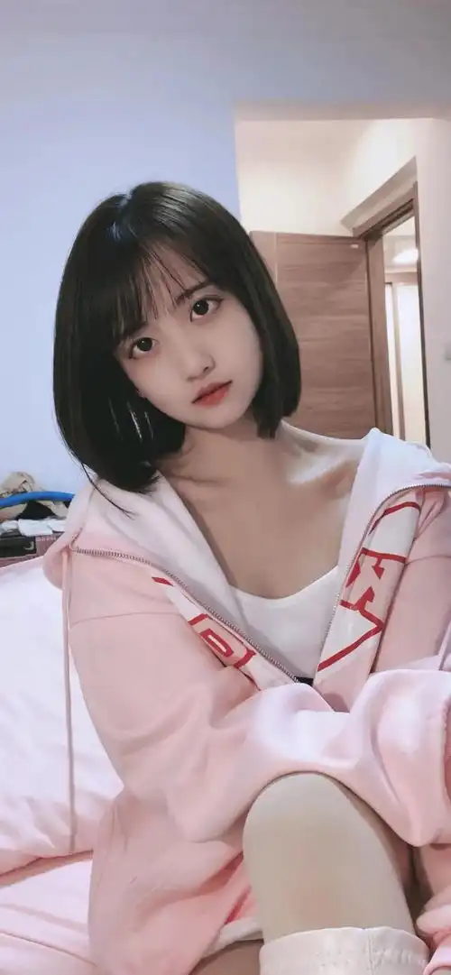  怎么这么好看第一感觉美女写真清纯美女唯美可爱表情包日常穿搭