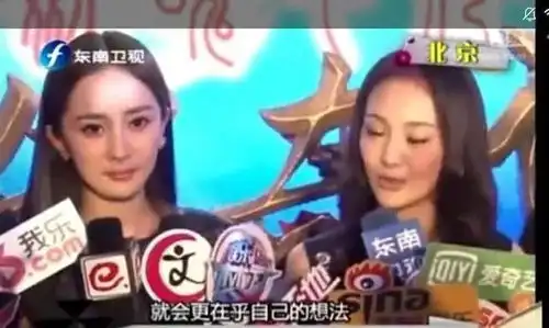 奖励亲亲的表情包下跪