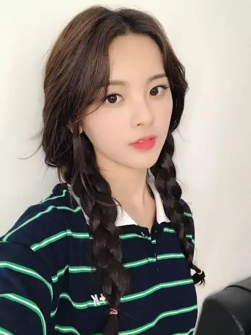  彩虹屁今年女团香不香我不知道,反正超越妹妹是更美了