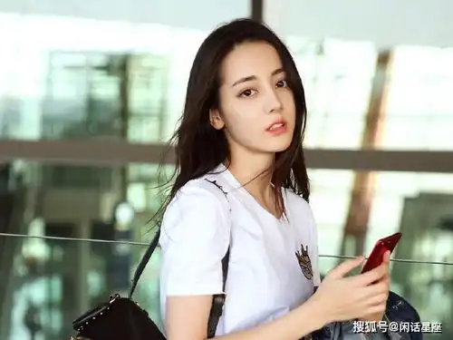  在爱情里,坚持原则底线的3大星座女,单身也不会选择将就