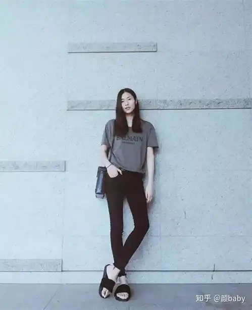  第一次入手轻奢品牌包包,有何推荐