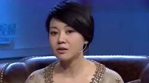  闫妮姚晨邀请我去他儿子的百日宴,我给忘了华少听完都懵了