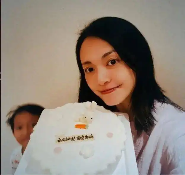  咱厝女明星姚晨回泉州拍电影啦现身泉州街头,和她偶遇了吗