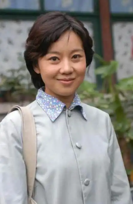  减肥成功晋级女神的闫妮尴尬发胖,靠瘦身圈粉的女星分分钟翻船