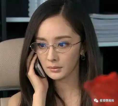  贾静雯旗袍碾压韩雪,韩雪金丝眼镜反攻,只有马思纯惨不忍睹