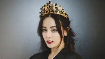 迪丽热巴配字表情包直播