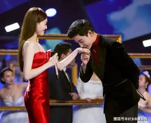  罗晋唐嫣秀恩爱婚后的唐嫣浑身都洋溢着幸福感