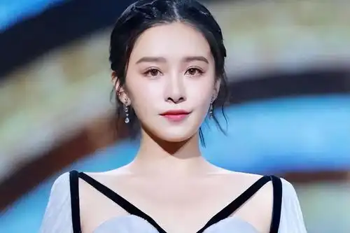  纪凌尘我就在蹭阚清子的热度我还对不起她刘涛恋爱演员模特网易订阅