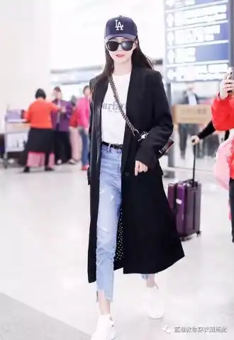  沈梦辰,张柏芝,迪丽热巴机场私服,活动私服搭配