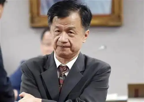田浩二嘶吼表情包国美