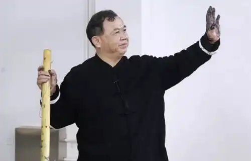  他是我国书法宗师,痴迷于吼书创作,称说我不会写字我特别开心