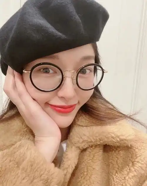  唐嫣产后复工,新剧造型曝光,晒素颜自拍,依旧少女感爆棚