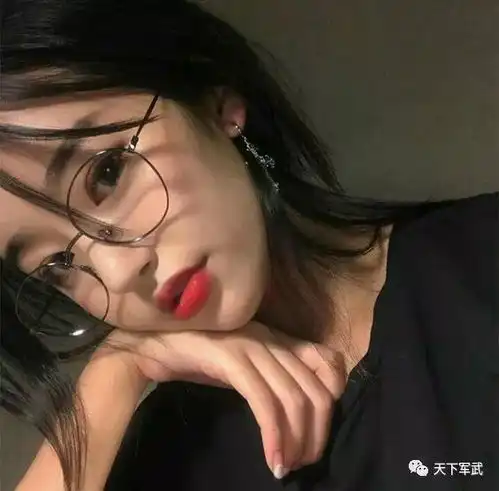  皮卡上班时间看小姐姐是不是太容易被人误会了