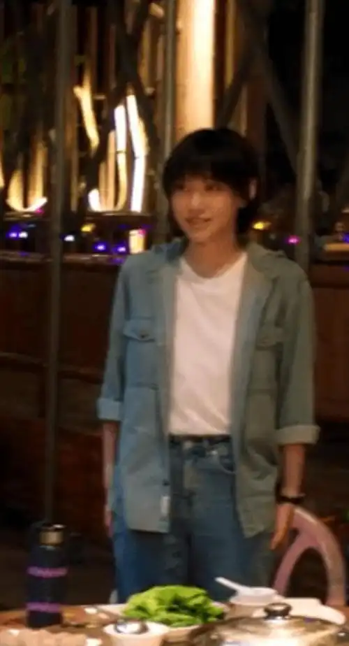  全程瞪眼,五官乱飞表情狰狞,闫妮女儿把演技炸裂玩出新花样