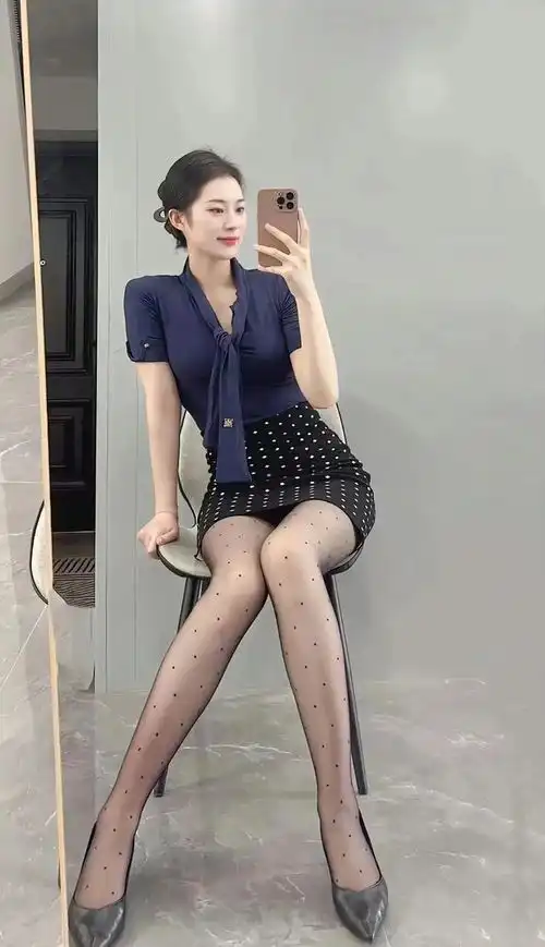  波点黑丝波点裙