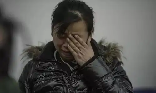 田浩二嘶吼表情包新婚