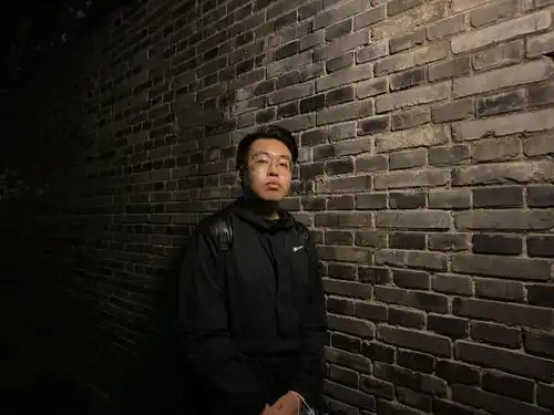  2022,蔚小理互相为敌