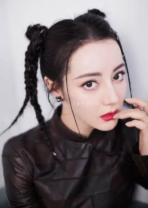  迪丽热巴27418000美业模特合辑明星素材包摄影高清无水印