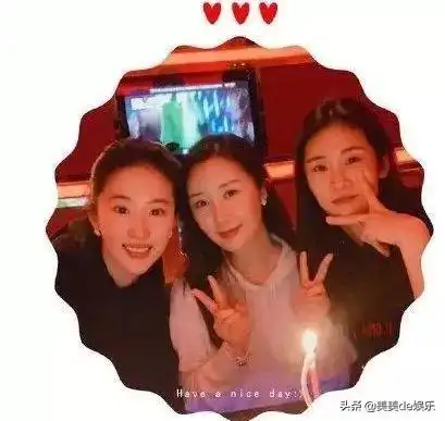  国民闺女悄悄隐婚深夜约会同居被拍,老公竟是当红大导演