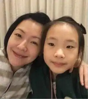  小s酒后吐真言,没生出儿子让她这么多感慨包秋波细说风云