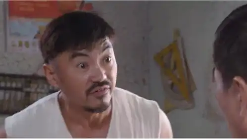  青谷子小伙在学校挨巴掌,父亲过来讨公道,必须打回去