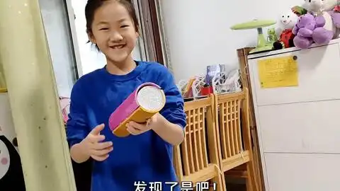  女儿说想玩砸金蛋了,妈妈嫌贵舍不得买,自制表情包鸡蛋砸着玩