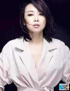 闫妮图片表情包干练