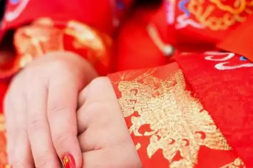  贵州出现娶妻难现象,高彩礼令人焦头烂额,网友别娶了