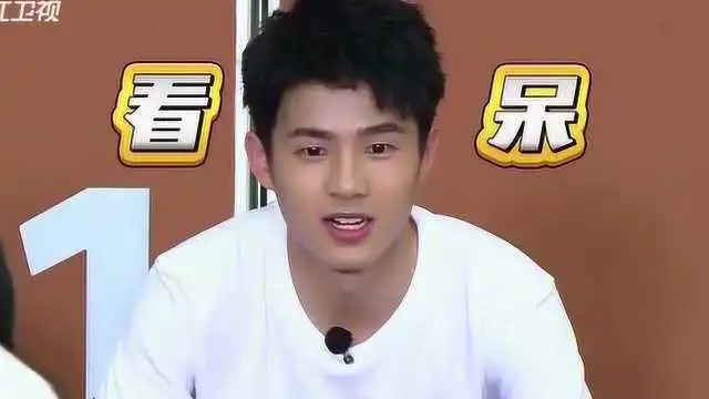  王俊凯vs王大陆终极之战小凯霸气秀武术结果鞋掉了