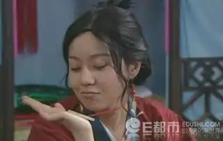  十年前像40岁,十年后像20岁,闫妮45岁却美到开挂