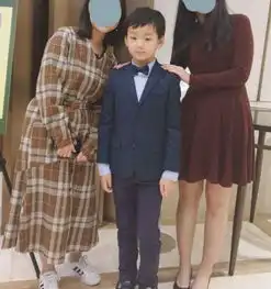 表情包宋民国长大啦从可爱变成帅气小伙子,大长腿让人羡慕