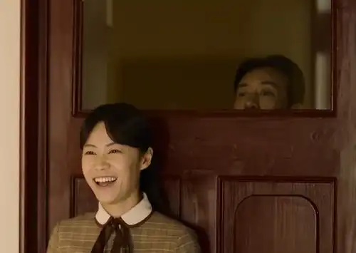  请问各位兄弟姐妹有觉醒年代表情包或者壁纸分享吗