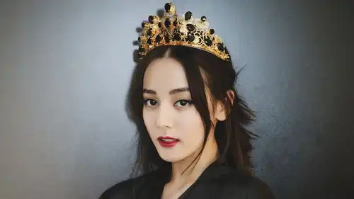 迪丽热巴配字表情包人鱼