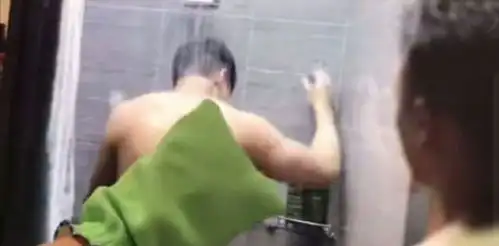  表情南方有乔木人人都爱陈伟霆我却被这枚阳光boy圈粉了腾讯网表情