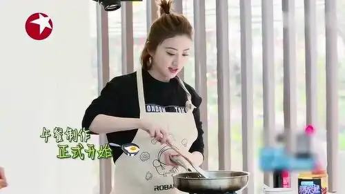  景甜李小璐姐妹花下厨,表情严肃全程无交流,太尴尬了