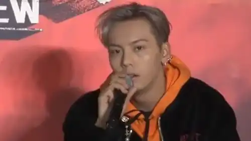  表情陈伟霆媒体探班采访cut普通话被质疑表情超萌视频在线观看蔡少芬...表情