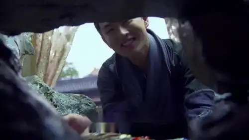  一个有洁癖的男人,一不小心沾了一脸猫屎,他的表情瞬间就不对了