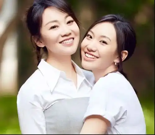  还没红就翻车了,闫妮的女儿证明,有些星二代捧不火是有原因的