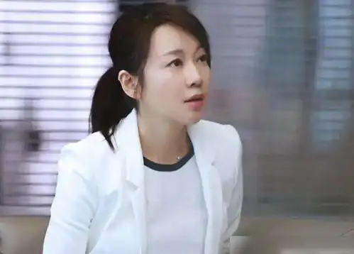  被问有没有恭喜闫妮获得白玉兰视后,孙俪神调侃,让人笑半天