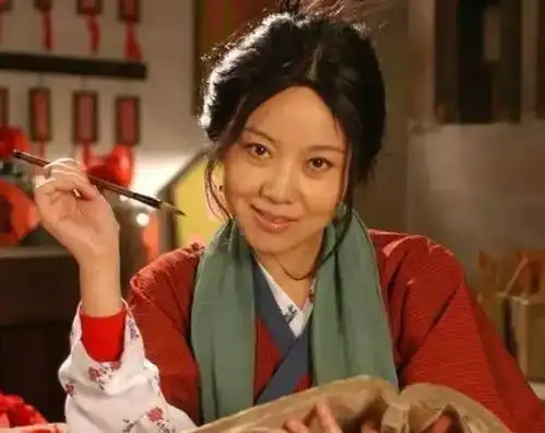  49岁艳压孙俪夺视后,离婚时演活佟湘玉,闫妮把危机都变契机