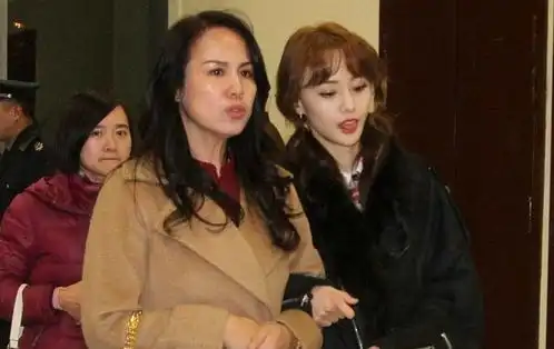  儿媳,你工资8000,才给我3000我是你家摇钱树吗
